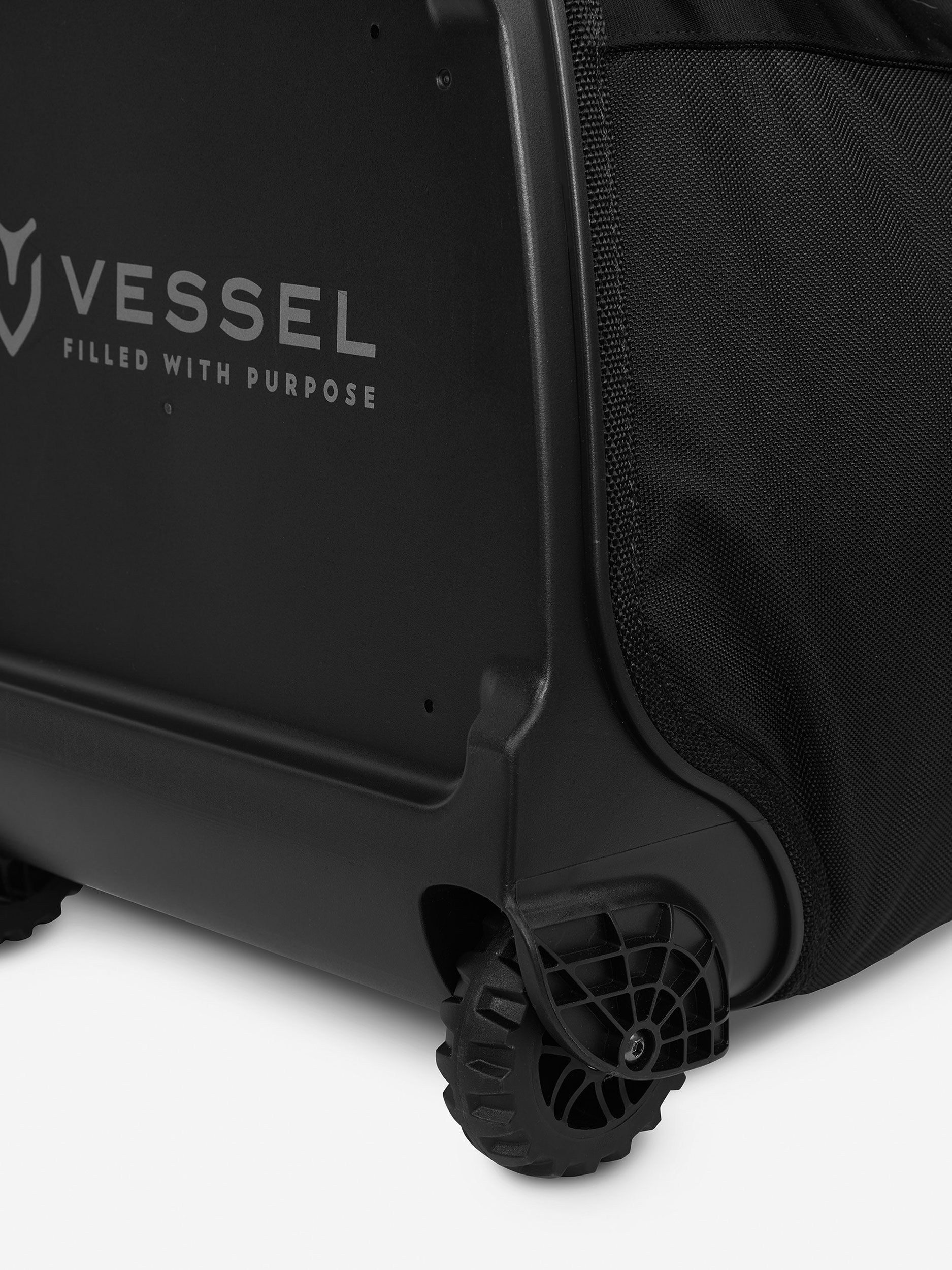 Black               Sun Day Red Sun Day Red x Vessel Travel Golf Case 2.0 | 56182-VKEG